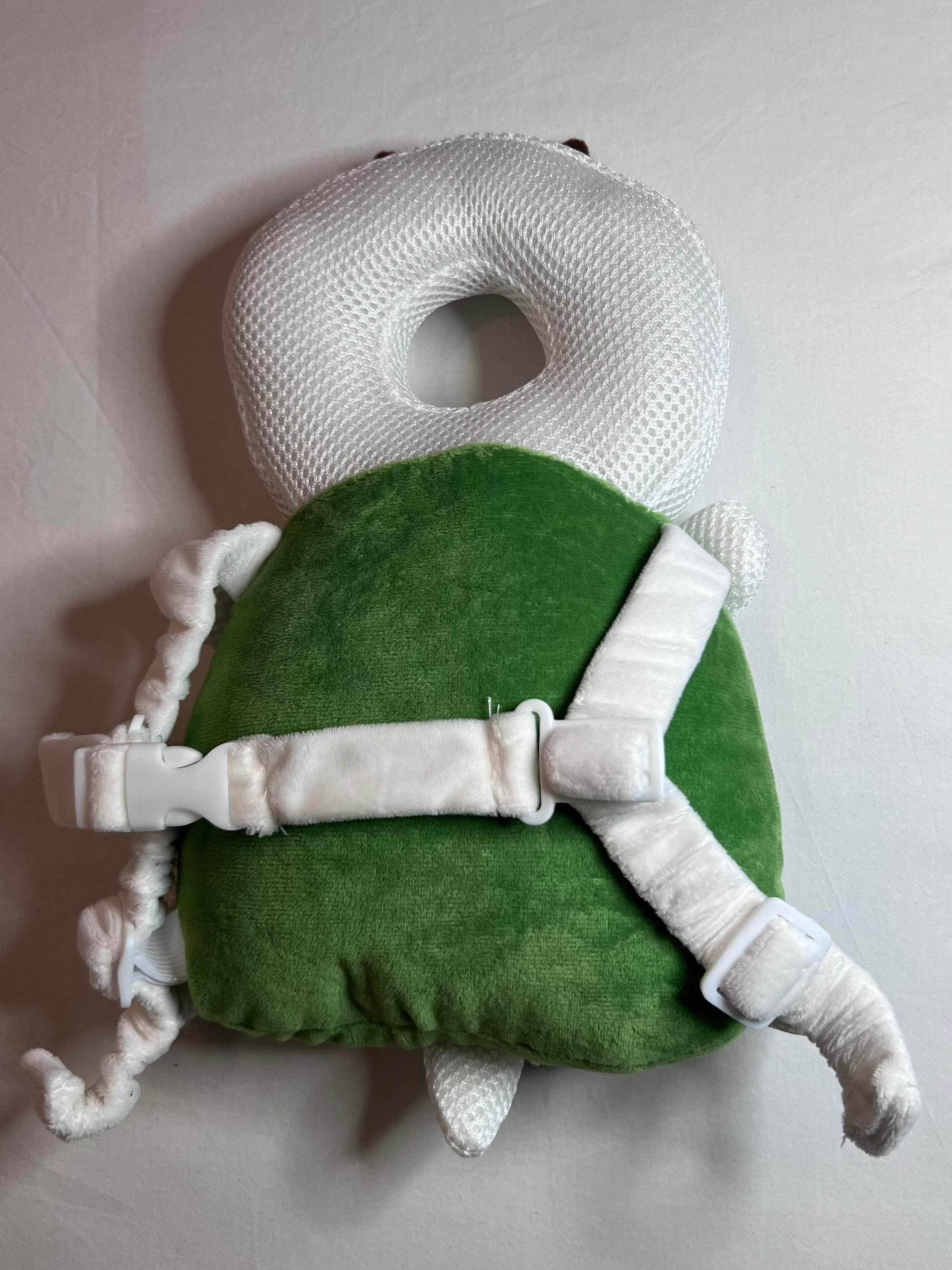 BabySafe turtle pillow